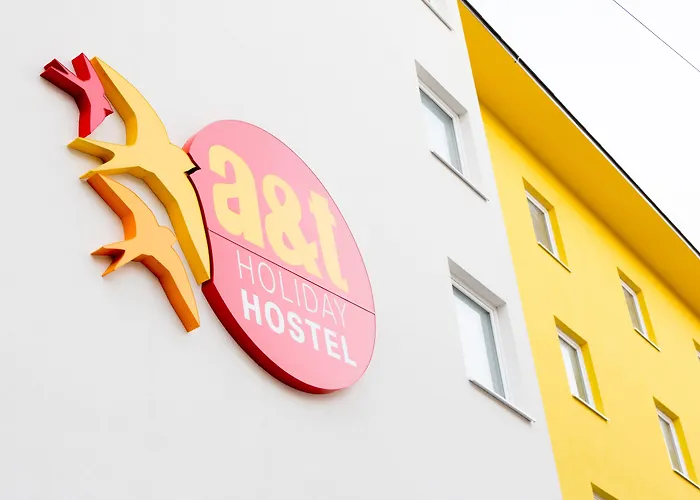 A&T Hotel & Hostel